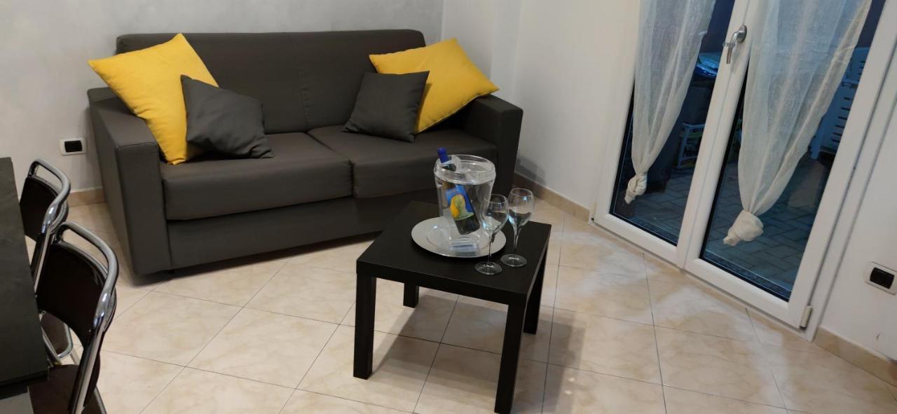 Апартаменты Casa Francesca: Un Mare Di Relax! Вентимилья Экстерьер фото